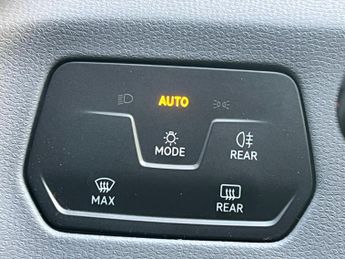 Volkswagen ID.3 Pro Performance 58kWh Life Auto 5dr