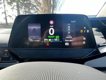 Volkswagen ID.3 Pro Performance 58kWh Life Auto 5dr