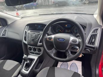 Ford Focus 1.0T EcoBoost Zetec Euro 5 (s/s) 5dr