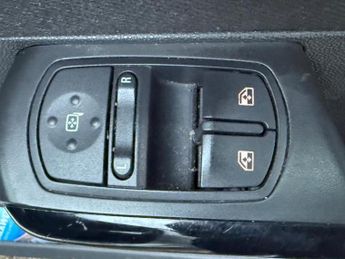 Vauxhall Corsa 1.2i 16v Life 3dr