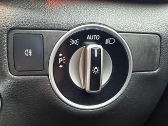 Mercedes-Benz B Class 1.8 B180 CDI Sport MPV 5dr Diesel 7G-DCT Euro 5 (s/s) (109 ps)