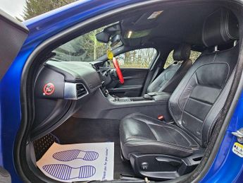 Jaguar XE 2.0d R-Sport Auto Euro 6 (s/s) 4dr