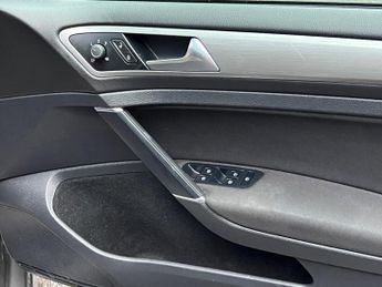 Volkswagen Golf 1.4 TSI BlueMotion Tech Match Edition DSG Euro 6 (s/s) 5dr