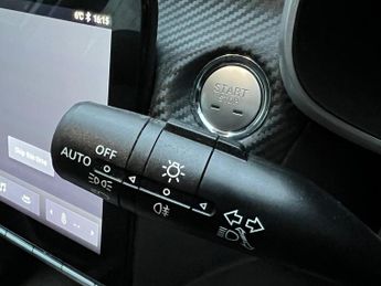 MG MG ZS 72.6kWh Trophy Long Range Auto 5dr