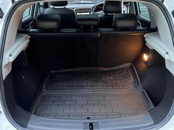 MG MG ZS 72.6kWh Trophy Long Range Auto 5dr