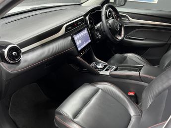 MG MG ZS 72.6kWh Trophy Long Range Auto 5dr