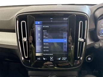Volvo XC40 1.5 T3 Momentum Pro SUV 5dr Petrol Manual Euro 6 (s/s) (156 ps)