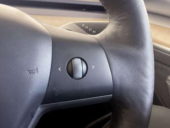 Tesla Model 3 Standard Range Plus Saloon 4dr Electric Auto RWD (241 bhp)