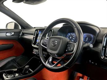 Volvo XC40 1.5h T5 Twin Engine Recharge 10.7kWh R-Design Pro SUV 5dr Petrol