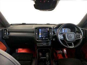 Volvo XC40 1.5h T5 Twin Engine Recharge 10.7kWh R-Design Pro SUV 5dr Petrol