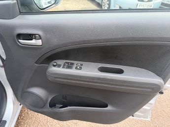 Vauxhall Agila 1.2 16V Design Auto Euro 4 5dr