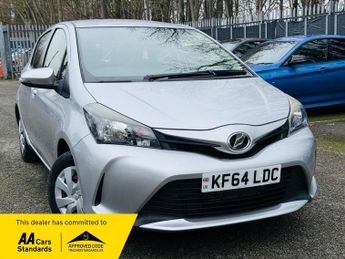 Toyota Yaris (Vitz) 1.0 Dual VVT-i Icon Multidrive S