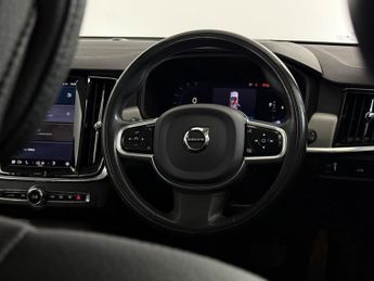 Volvo V90 2.0 B4 MHEV Momentum Auto Euro 6 (s/s) 5dr