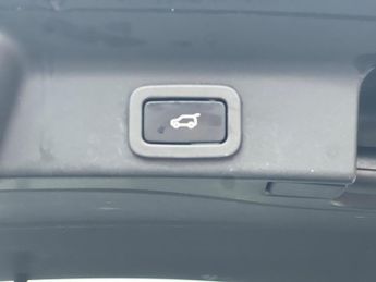 Jaguar F-PACE 2.0 D180 R-Sport Auto AWD Euro 6 (s/s) 5dr