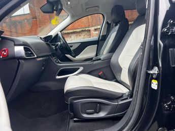 Jaguar F-PACE 2.0 D180 R-Sport Auto AWD Euro 6 (s/s) 5dr