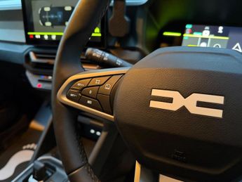 Dacia Duster 1.6 Hybrid EXTREME Auto Euro 6 (s/s) 5dr
