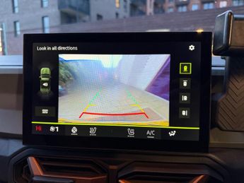 Dacia Duster 1.6 Hybrid EXTREME Auto Euro 6 (s/s) 5dr