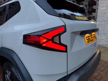 Dacia Duster 1.6 Hybrid EXTREME Auto Euro 6 (s/s) 5dr