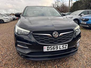 Vauxhall Grandland X 1.2 Turbo SE Auto Euro 6 (s/s) 5dr