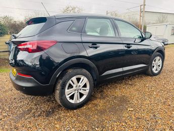 Vauxhall Grandland X 1.2 Turbo SE Auto Euro 6 (s/s) 5dr