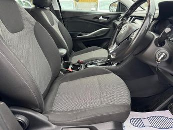 Vauxhall Grandland X 1.2 Turbo SE Auto Euro 6 (s/s) 5dr