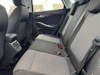 Vauxhall Grandland X 1.2 Turbo SE Auto Euro 6 (s/s) 5dr