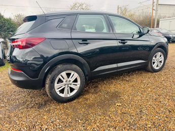 Vauxhall Grandland X 1.2 Turbo SE Auto Euro 6 (s/s) 5dr