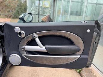 MINI Convertible 1.6 Cooper S Steptronic Euro 4 2dr (AC)