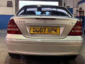 Mercedes-Benz C Class 2.1 C200 CDI Avantgarde SE 4dr