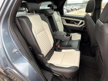 Land Rover Discovery Sport 1.5 P300e 12.2kWh R-Dynamic SE Auto 4WD Euro 6 (s/s) 5dr