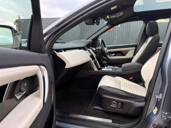 Land Rover Discovery Sport 1.5 P300e 12.2kWh R-Dynamic SE Auto 4WD Euro 6 (s/s) 5dr