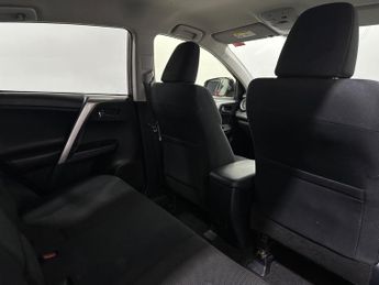 Toyota RAV4 2.5 VVT-h Icon Tech CVT Euro 6 (s/s) 5dr