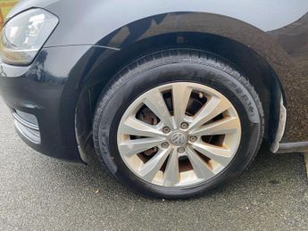 Volkswagen Golf 1.2 TSI BlueMotion Tech S Hatchback 5dr Petrol DSG Euro 5 (s/s) 