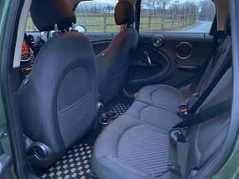 MINI Countryman 2.0 Cooper SD SUV 5dr Diesel Auto Euro 6 (143 ps)