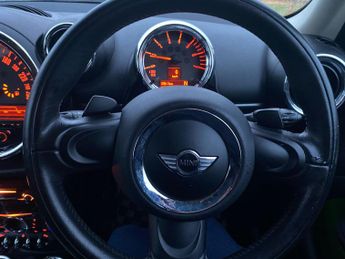MINI Countryman 2.0 Cooper SD SUV 5dr Diesel Auto Euro 6 (143 ps)