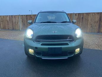 MINI Countryman 2.0 Cooper SD SUV 5dr Diesel Auto Euro 6 (143 ps)