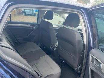 Volkswagen Golf 1.2 TSI BlueMotion Tech S Hatchback 5dr Petrol DSG Euro 5 (s/s) 