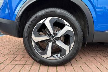 Nissan Qashqai 1.5 e-POWER (190ps) N-Connecta [Glass Roof]