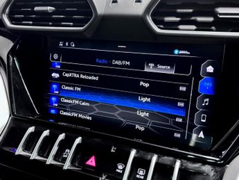 Lamborghini Urus 4.0 V8 BiTurbo SUV 5dr Petrol Auto 4WD Euro 6 (650 ps)
