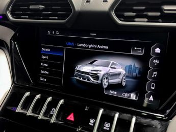 Lamborghini Urus 4.0 V8 BiTurbo SUV 5dr Petrol Auto 4WD Euro 6 (650 ps)