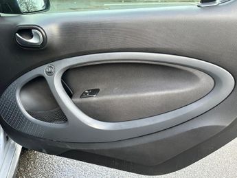 Smart fortwo 17.6kWh Edition 1 Auto 2dr (22kW Charger)