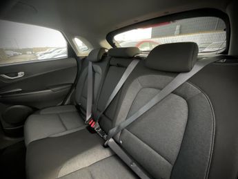 Hyundai Kona PREMIUM EV