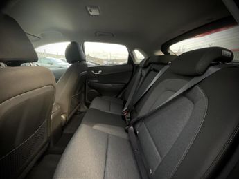 Hyundai Kona PREMIUM EV