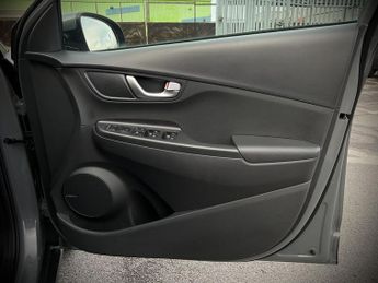 Hyundai Kona PREMIUM EV