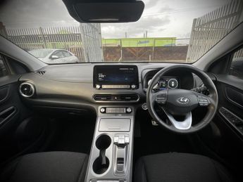 Hyundai Kona PREMIUM EV