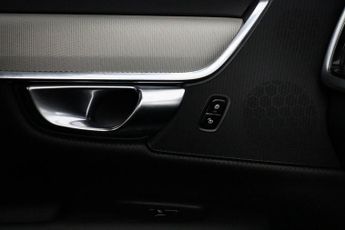 Volvo V90 2.0h T6 Recharge 11.6kWh R-Design Auto AWD Euro 6 (s/s) 5dr
