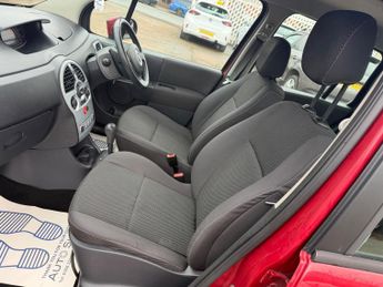 Renault Grand Modus 1.6 VVT Dynamique Auto Euro 5 5dr