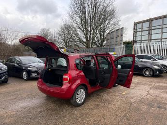 Renault Grand Modus 1.6 VVT Dynamique Auto Euro 5 5dr