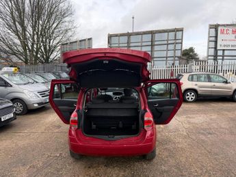 Renault Grand Modus 1.6 VVT Dynamique Auto Euro 5 5dr