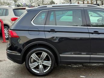 Volkswagen Tiguan 2.0 TDI SEL DSG Euro 6 (s/s) 5dr